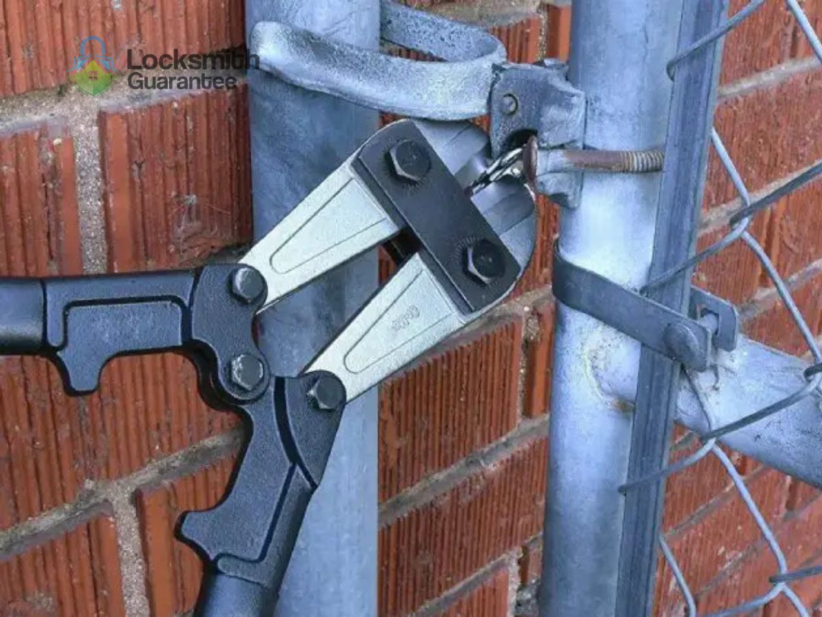 Padlock removal service in Suitland-Silver Hill MD